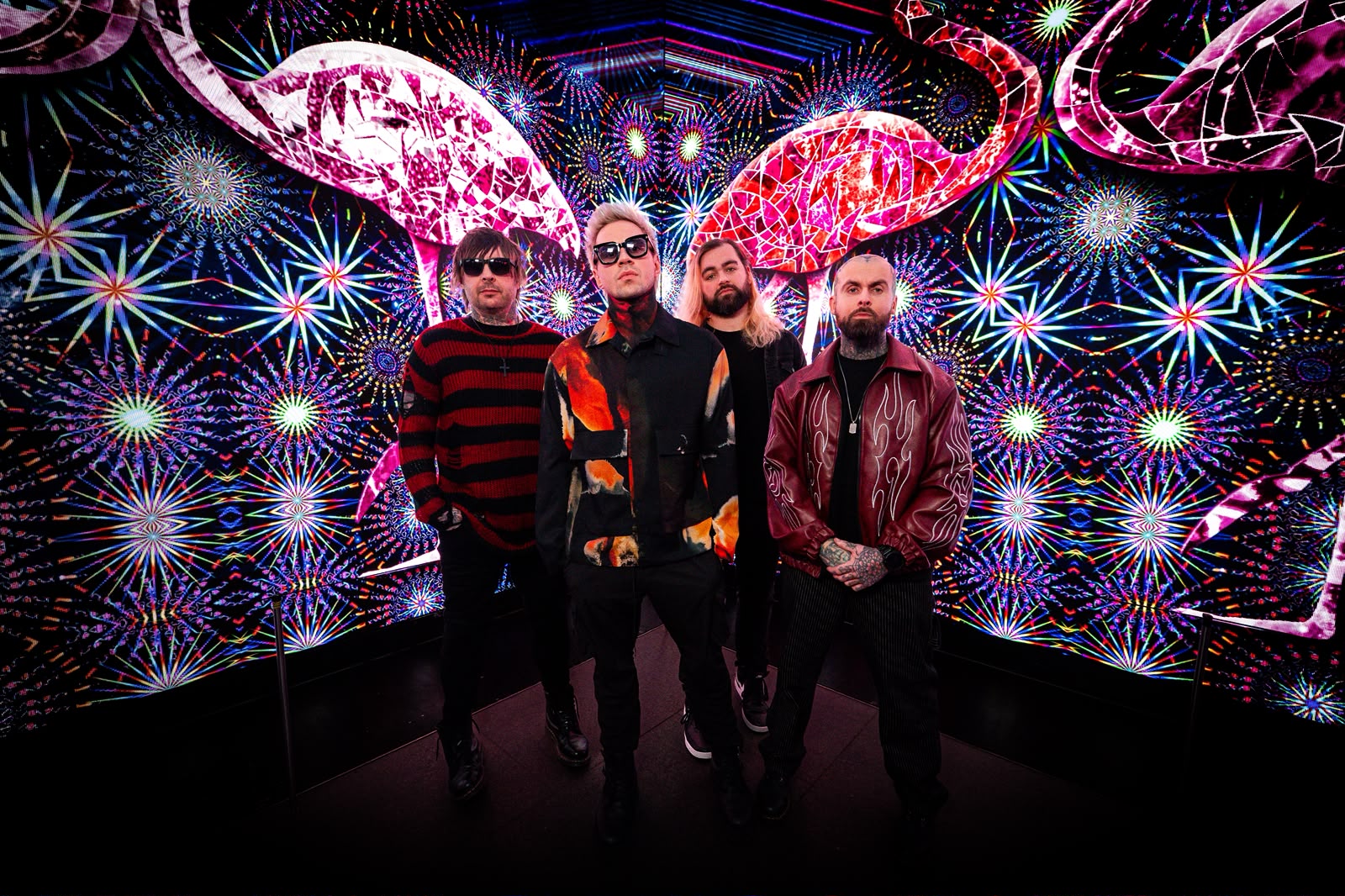 Call Me Amour on tour, kaleidoscopic stage backdrop